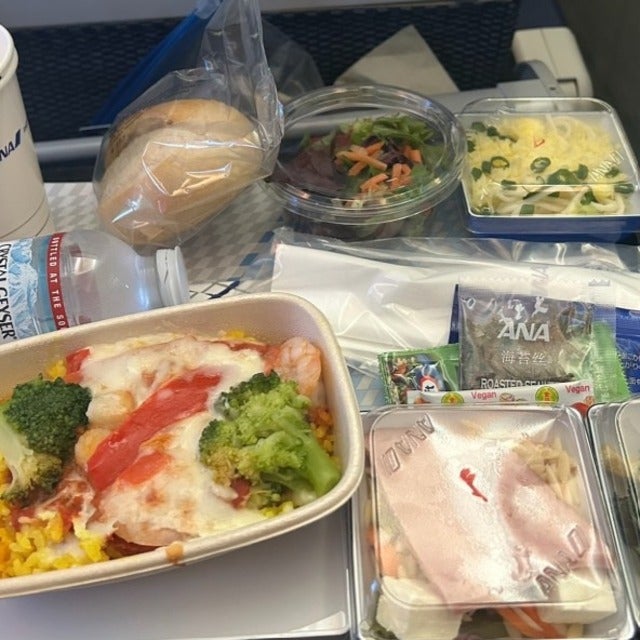 「ANAは流石」ハイヒール・モモコが至れり尽くせりのサービスに大満足！