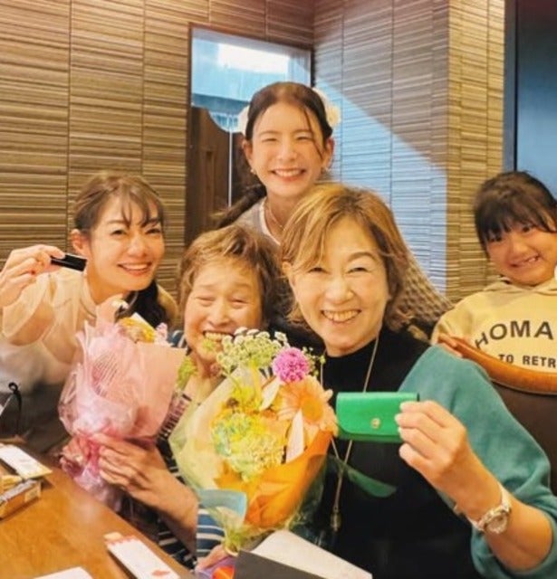 スザンヌ「朝からメイク全部落ちちゃうくらい」特別な日を過ごす