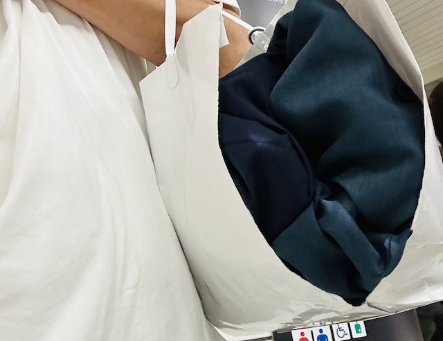 「今日は紙袋だけで行こう思ったら…」若手芸人に起こった悲劇とは