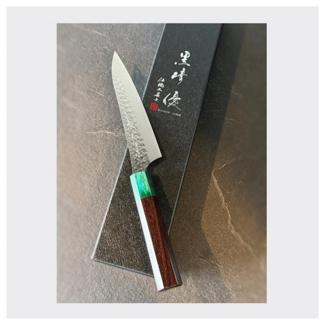 この一本が、料理に魂を宿す。吉瀬美智子が手にした“世界でただ一つの名入り包丁”