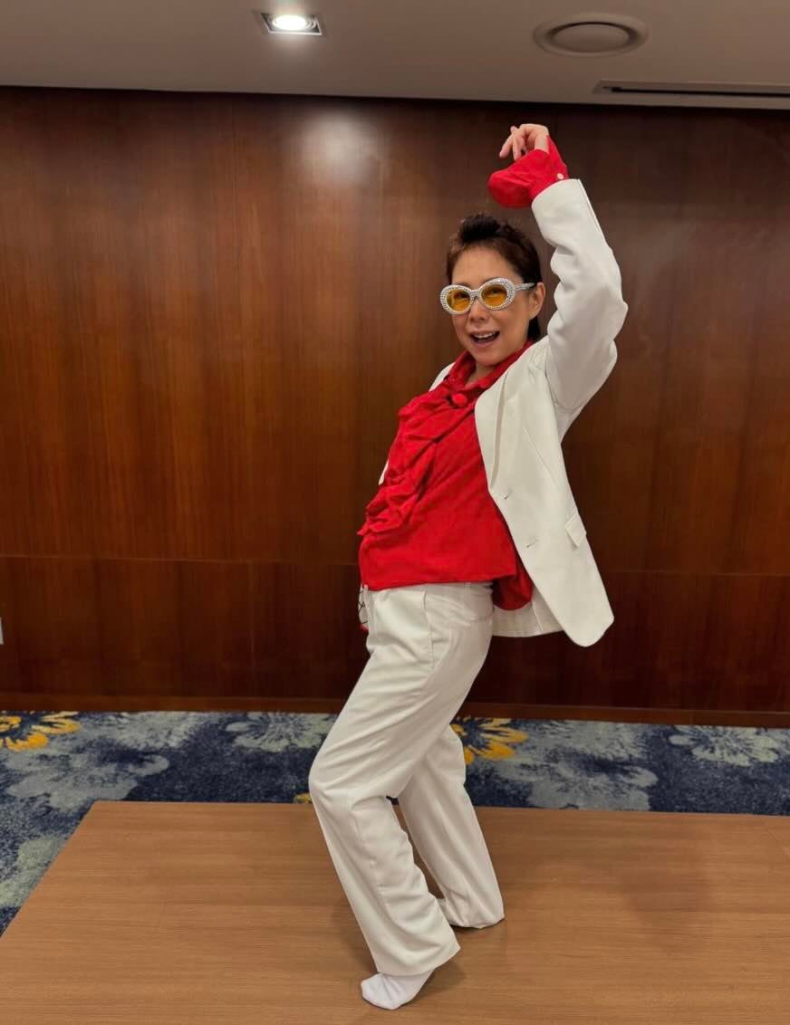 「アクセルホッパー 6代目、就任いたしました」あのお笑いタレントが温泉同好会の様子を公開