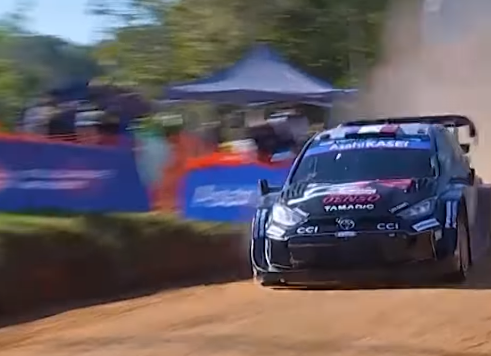 WRCパラグアイ、開幕セレモニーに大統領も登場！現地熱狂の“前列シート”が話題