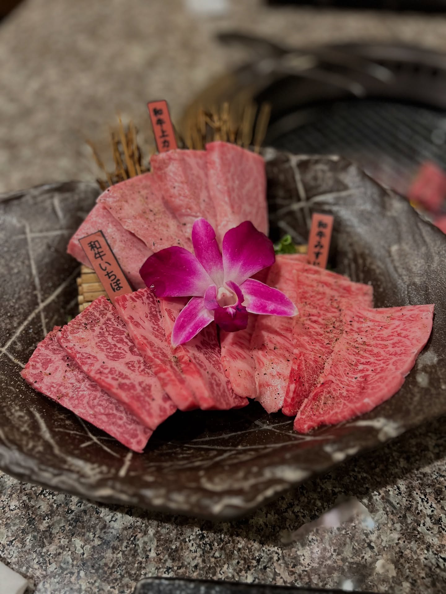 競輪・佐藤慎太郎が肉を食らう！