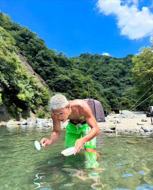 キックボクサー・城戸康裕 天然の皮で金魚すくい！？ファン爆笑の最新ショットを披露！