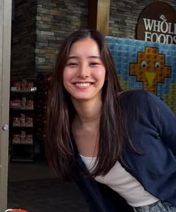 「被り物似合いすぎ！」新木優子、素敵すぎるアメリカ旅行の思い出を大公開！