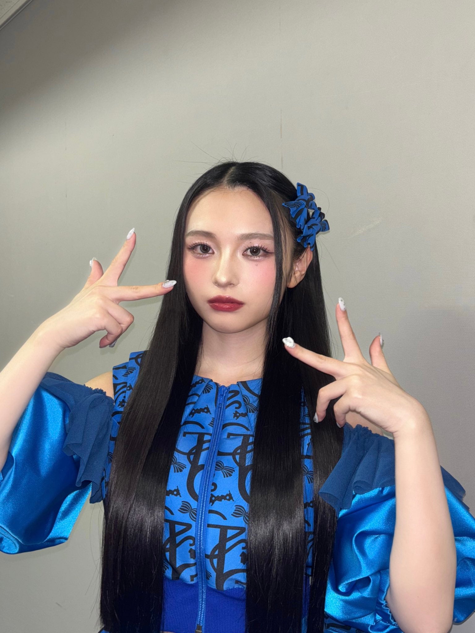 クールなのに可愛すぎる！CANDY TUNE桐原美月、「CDTV」で魅せた青の