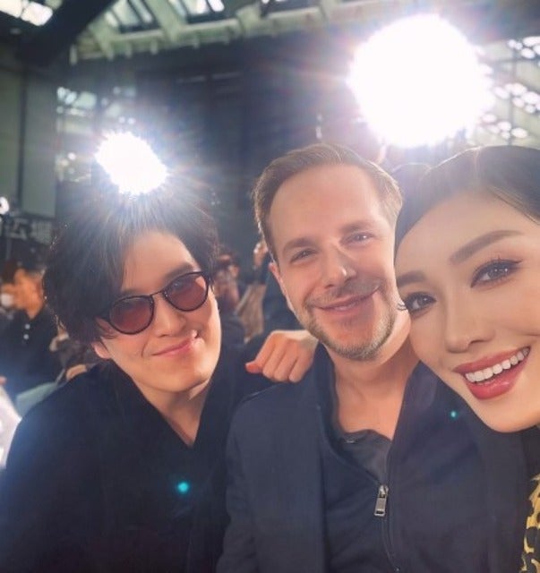 清塚信也がおしゃれなニットでタエアシダのコレクションに参加！