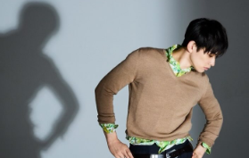 「影まで美しいとは…！」町田啓太、“PRADAを纏う”最新ショットが芸術すぎると話題！