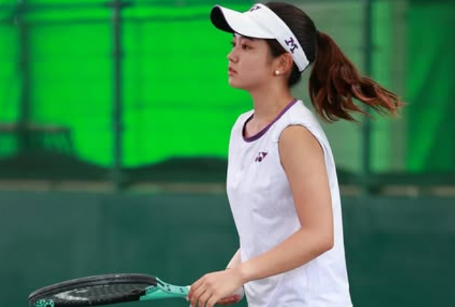 美女テニスプレーヤー・丸山愛以、ラストインカレへ向けて猪突猛進！コート内の美ショットも披露「遠い空の下から応援しています」