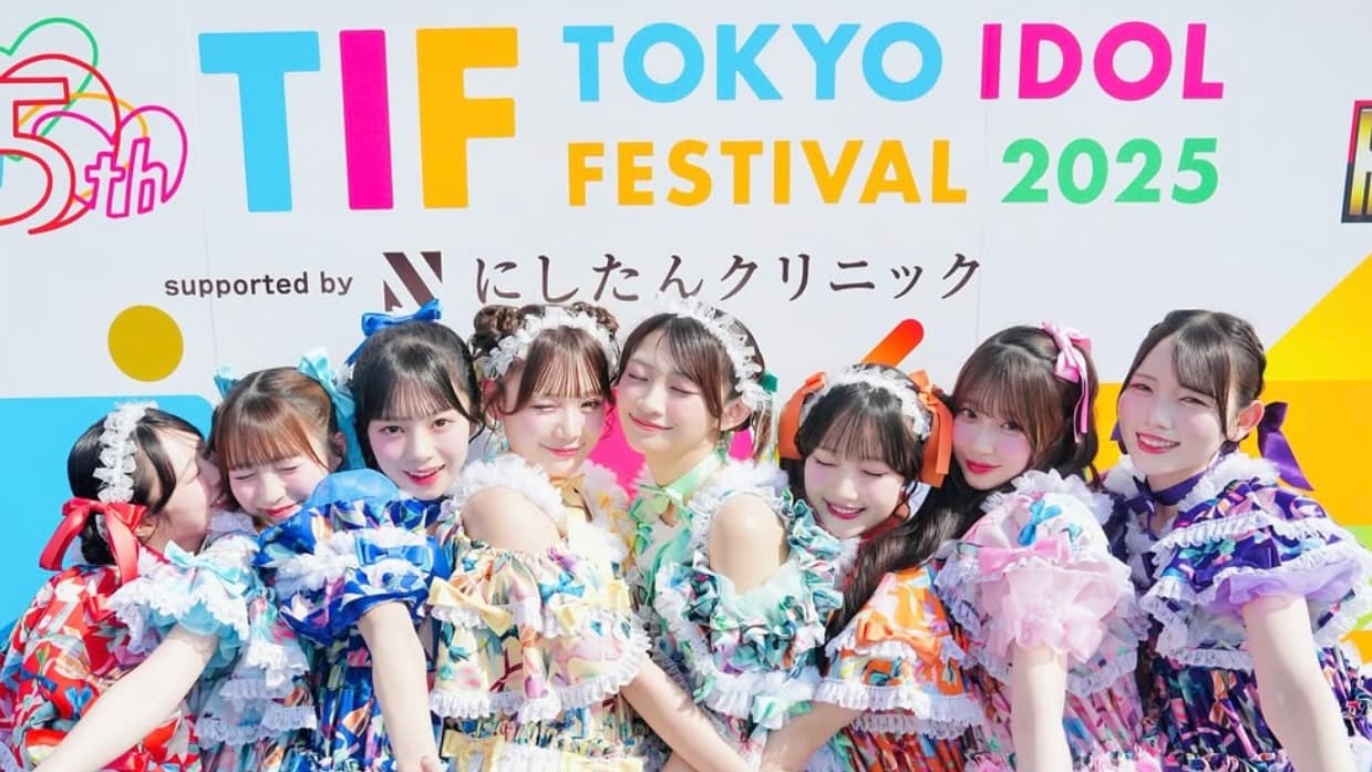 1歳になりました！ CUTIE STREET、昨年のデビュー舞台”TIF”へ帰ってきたことを報告