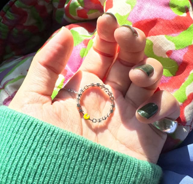 「未来、変えられた。おめでとう私！」あいみょんが映画ドラえもんを水田わさびとの思い出の品を身につけ鑑賞