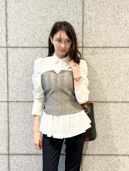 人気モデル・押切もえ、美麗スレンダーなメガネ姿ショットを公開しファン「可愛すぎ！」と絶賛