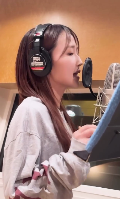 元モーニング娘。鞘師里保、インスタ限定レコーディング映像公開