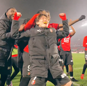 レンヌ先発デビューの古橋亨梧 早速チームへ溶け込む「私はもう彼が好きだよ」と現地ファンも反応