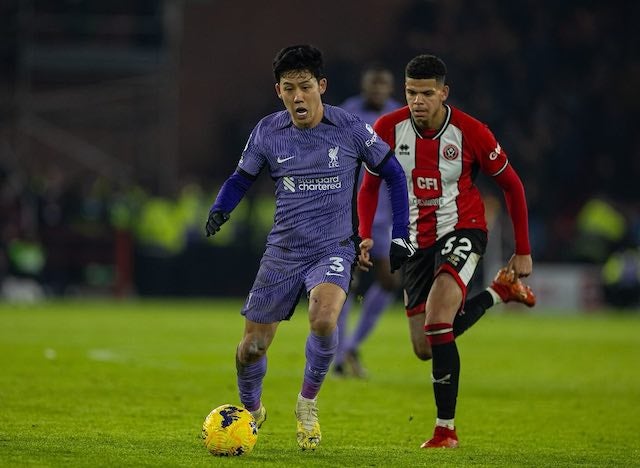 遠藤航がスタメンフル出場で勝利に貢献⚽️ 同僚ファンダイクも賞賛✨