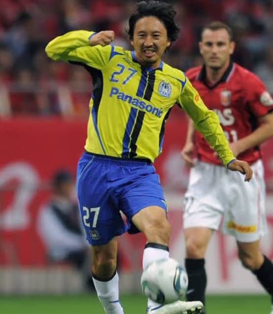 元サッカー日本代表の橋本英郎、同じ元日本代表の阿部引退に「長いプロ生活お疲れ様でした！」と労をねぎらう