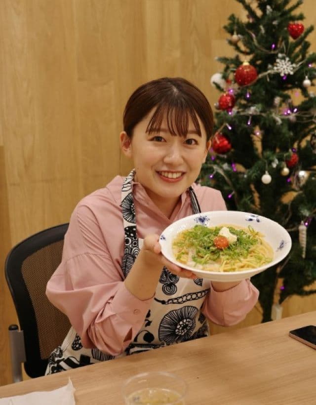 フリーアナウンサー・尾崎里紗がYouTube生配信を行う「あっという間の時間でした」