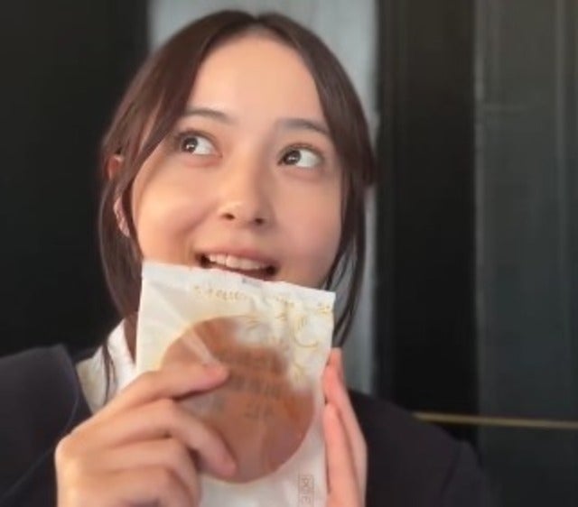 佐々木希がドラマの合間のもぐもぐタイムを大公開！