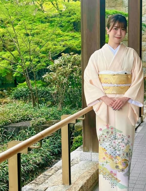 May’nが妹の結婚式での美しい着物姿を公開！