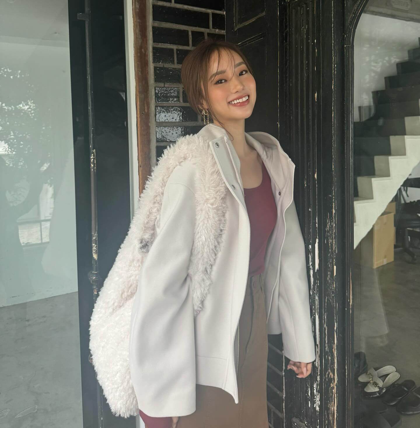 モデル・中町綾、GUで話題のデザインインナーを取り入れたコーディネートを披露！