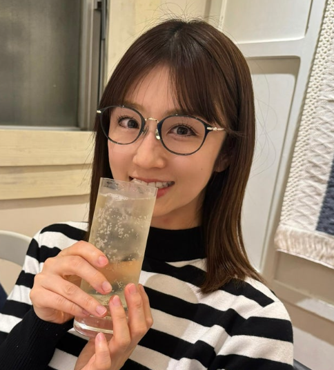 現役女子大生・小倉優子の最新ショット📸🍻私服姿が話題に