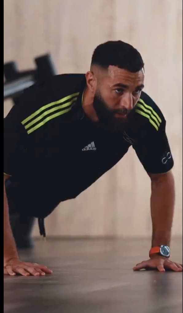 ベンゼマ 「こんなお父さんカッコよすぎる！」と動画が話題に！