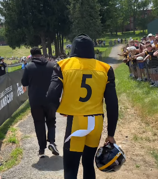 “レッツゴー、Jalen Ramsey！”スティーラーズ公式が投稿した熱狂の瞬間とは？