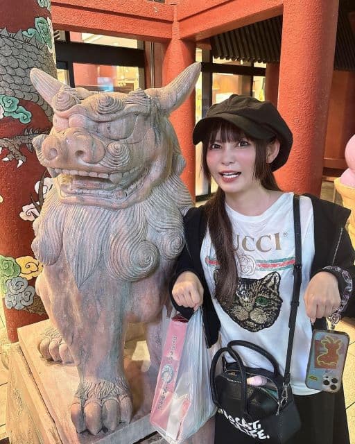 「可愛らしいシャー」中川翔子、沖縄のイベント終了を報告しあのポーズを披露！