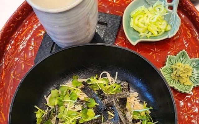 桃井かおりがいただいた生そばを使ってシンプルご飯！