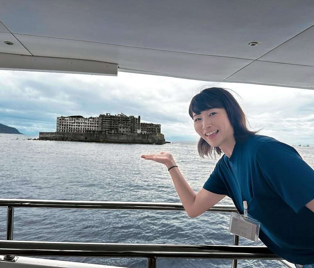 「奇跡の上陸！」元バレーボール女子日本代表が念願の“軍艦島”へ　満面の笑顔にファンも羨望「私も行ってみたい！」