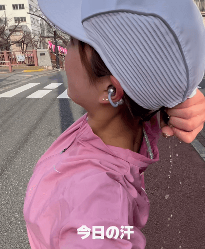 「美人さんは、汗も綺麗だね」話題の美女ランナー、“今日の汗”と告げ流したのが滝汗すぎてファン驚愕！「そんな出る！？笑」