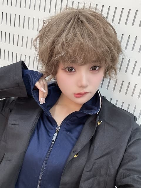 「〇〇だけじゃだめですか？」CUTIE STREET・古澤里紗のイケメンショットに惚れるファン続出！