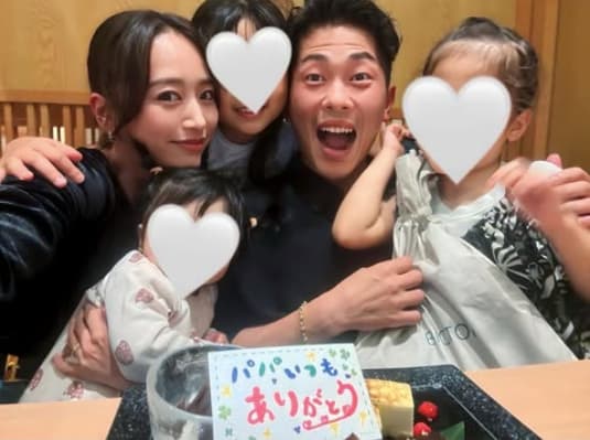 ジャングルポケット・太田が父の日に撮られたほっこり家族写真を投稿！