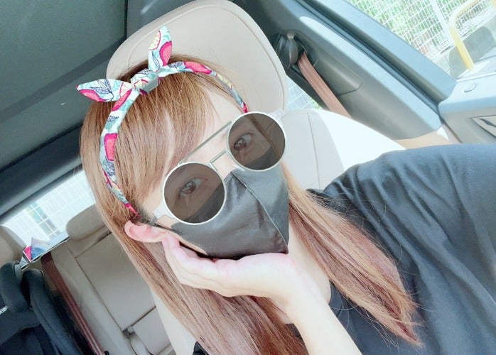 元AKBの川崎希さんが顔の激痛感じ医者へ…思わぬハプニング発生😢