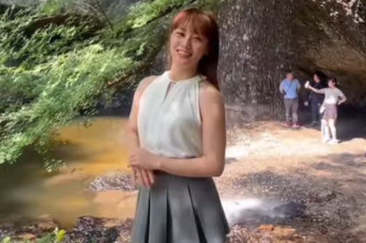 元女子体操の花鳥なつみ、月待の滝で癒しムービーを公開！ファン「美人すぎる」「可愛い」と反響