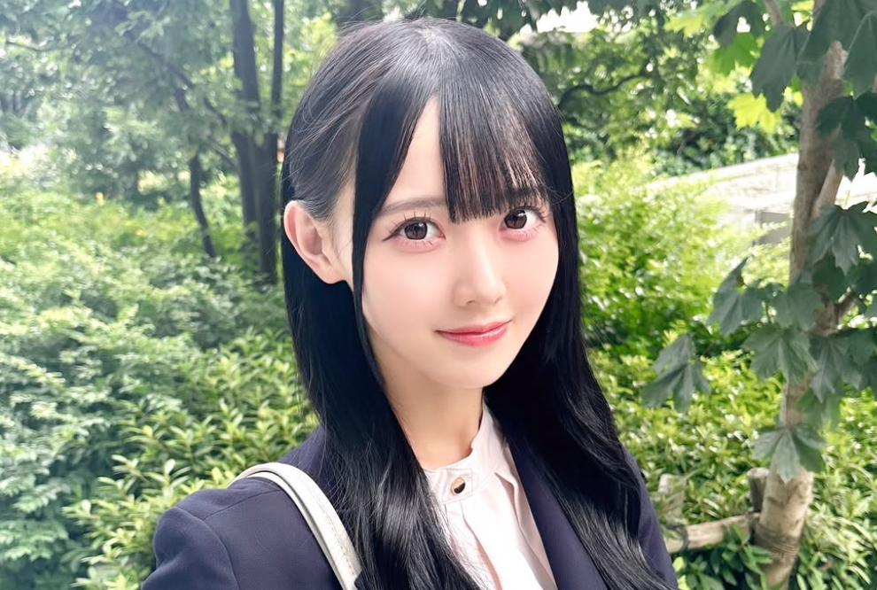 「スーツももな」で反響！高嶺のなでしこ・松本ももな、MV衣装披露