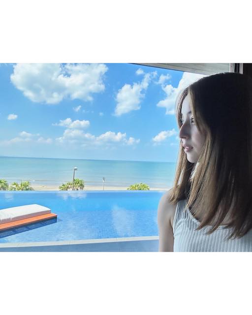 佐々木希 「会いたかった人に会えた」タンクトップ姿が美しすぎると話題😳💖