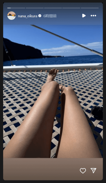 スラリと長い美脚＆海が映えすぎ！この超人気女優の正体は…？