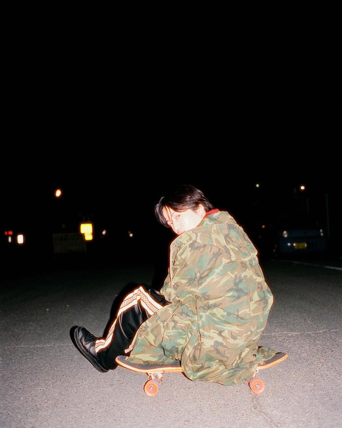 菊池風磨 「#ふまぐらむ」更新📸スケボーに座る姿に「スケボーになりたい」との声も🛹💕