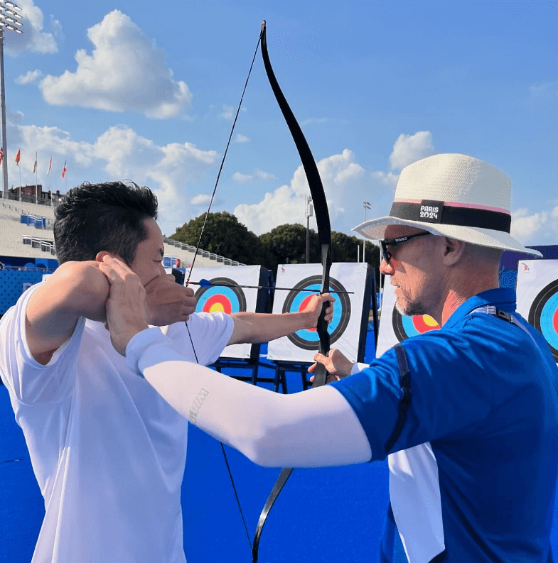 太田雄貴、オリンピック会場でのアーチェリー体験会に感動！競技の奥深さを実感