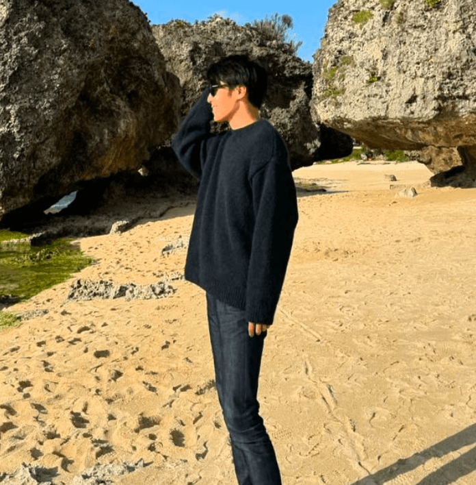 東海オンエア・りょう スタイル抜群の最新ショット披露「伸びた影くらい脚長い」