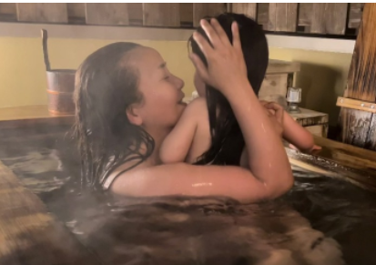 🌈華原朋美さん高年齢出産した長男と温泉デートで感動綴る😭💕