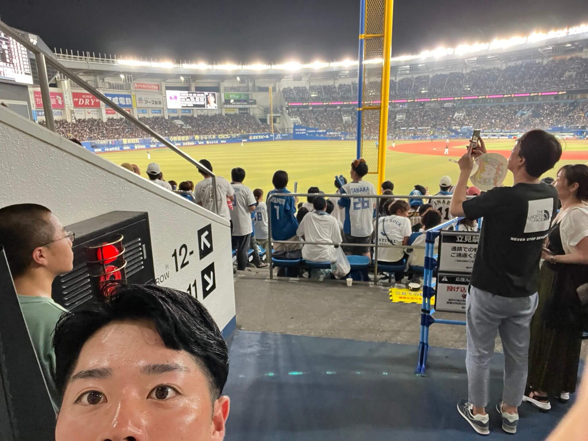 現役プロ野球選手が