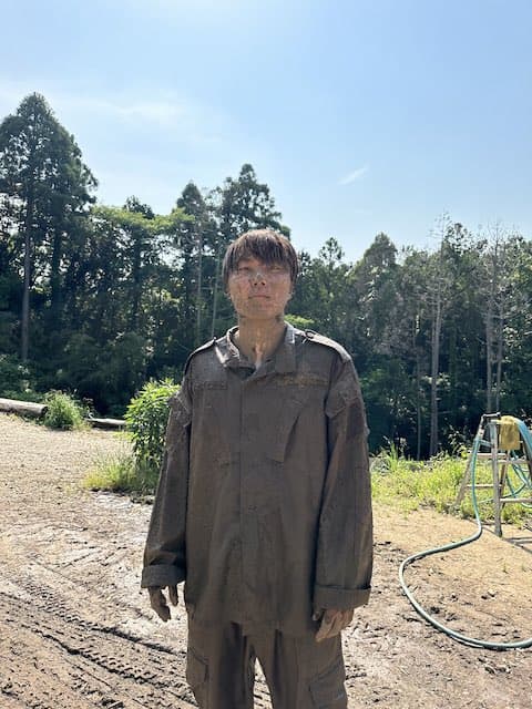 人気Youtuberあむぎりが泥まみれオフショットを公開！！