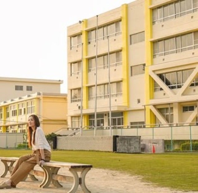 「この写真は宝物だ」瀬戸朝香が懐かしの母校へ！