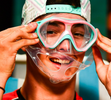 F1 夏休み満喫！Haasが披露したビーチショットにファン歓喜