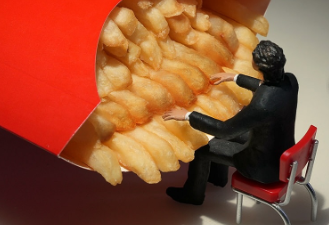 「揚がってしまって間違L(エル)といかん…」田中達也の“マックピアノ”が炸裂！ミニチュア作品に絶賛の嵐