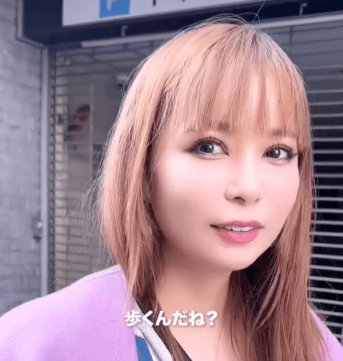 「普通に◯◯歩いてます」中川翔子、お散歩トークで芸能人の