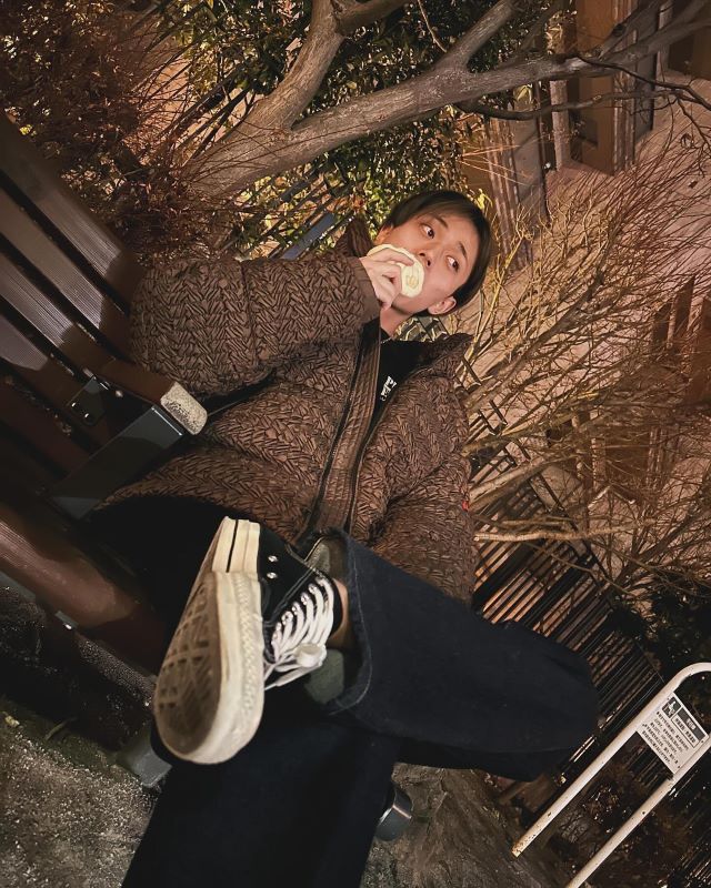 「肉まん食べてるだけで絵になる」キンプリ永瀬廉のオフショットが話題に！