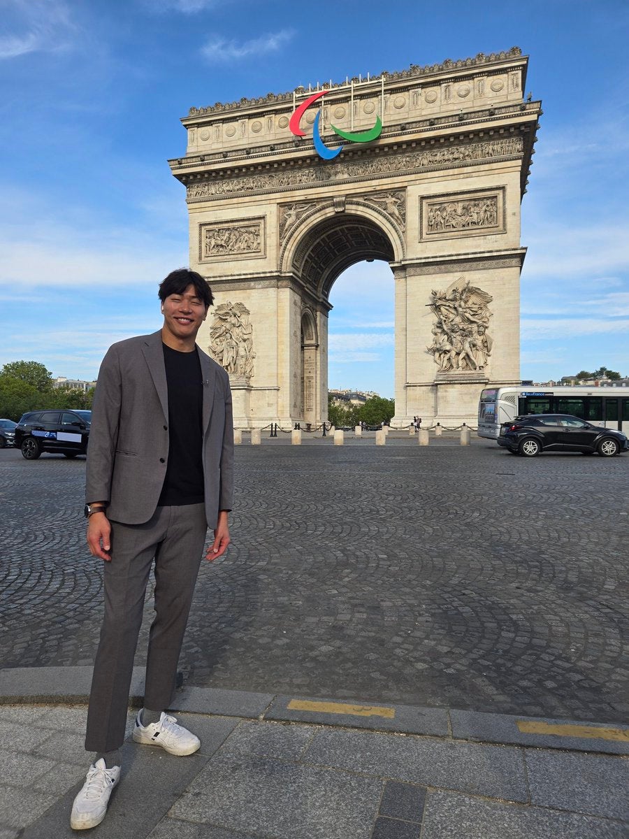 清水邦広が笑顔で訪れたのは…？